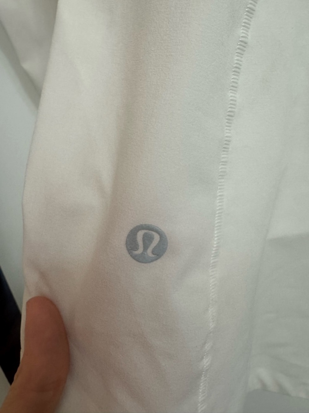 Lululemon Mist Over Windbreaker Jacket | White | Size 6 - Picture 13 of 16